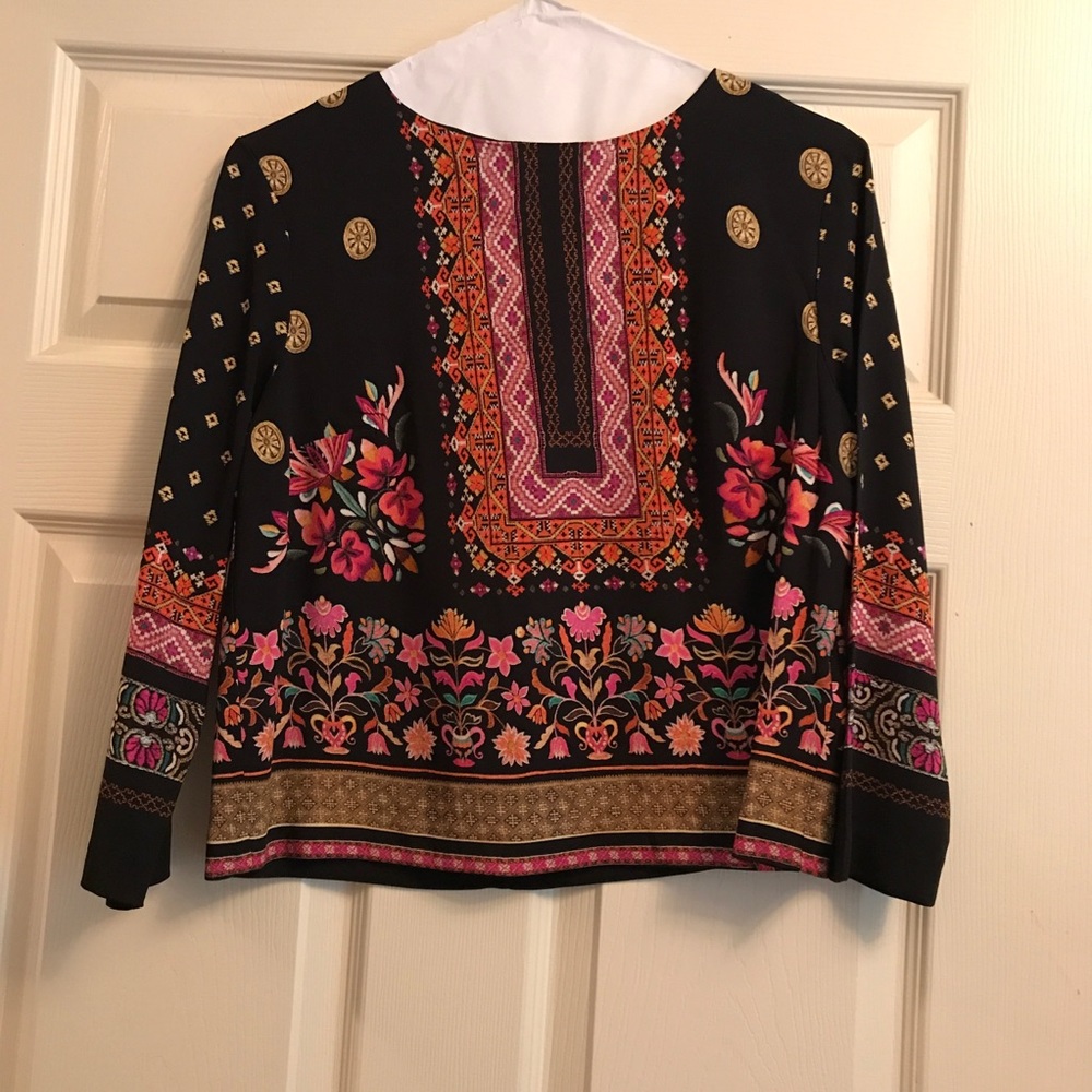 NWOT Printed Nicole Miller Top